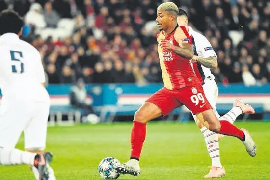 Tükeniş! Real’den 6 yiyen Galatasaray PSG’ye de 5 golle boyun eğdi, Avrupa’ya veda etti...-4
