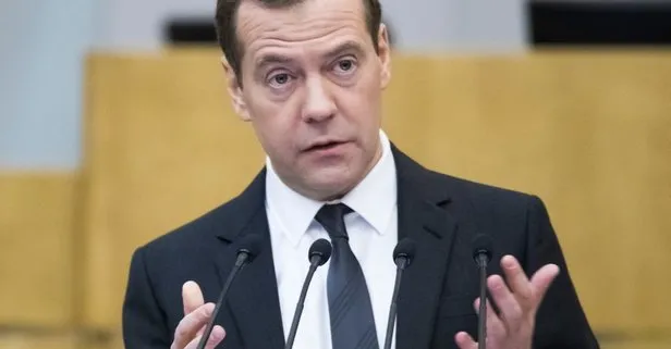 Medvedev’den çok konuşulacak açıklama! KKTC’yi örnek verdi: Batı’dan korkmayanlar bunu yapacak