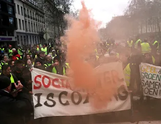 Dünden bugüne 'Renkli Darbeler' | Fransa ve Belçika'da neler oluyor?