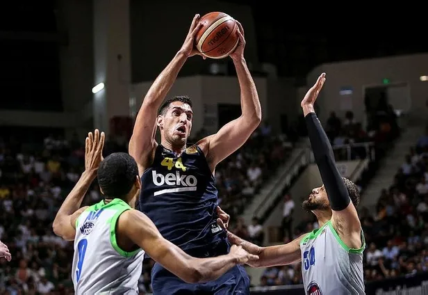 Basketbol Süper Ligi'nde finalin adı belli oldu | Fenerbahçe Beko:76 - TOFAŞ:71 Maç sonucu-1