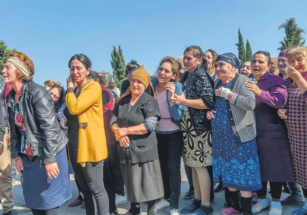 S-300’lere güvenen Paşinyan sivilleri hedef seçti, Azerbaycan bu kalleşliği affetmedi: Füzeler ve 2 SU-25 imha edildi-2