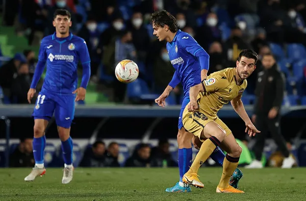 ispanyada-enes-unal-firtinasi-yeni-hocasi-quique-sanchez-yonetiminde-14-macta-9-gol-atti-1644051587688.jpg İspanya'da Enes Ünal fırtınası! Yeni hocası Quique Sanchez yönetiminde 14 maçta 9 gol attı-5