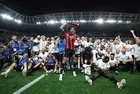 Nice ligde kaldı Saint-Etienne küme düştü