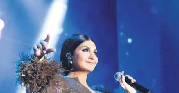 Sibel Can'dan müzik şöleni! Konsere Hadise, Hakan Sabancı ve Hande Erçel de katıldı