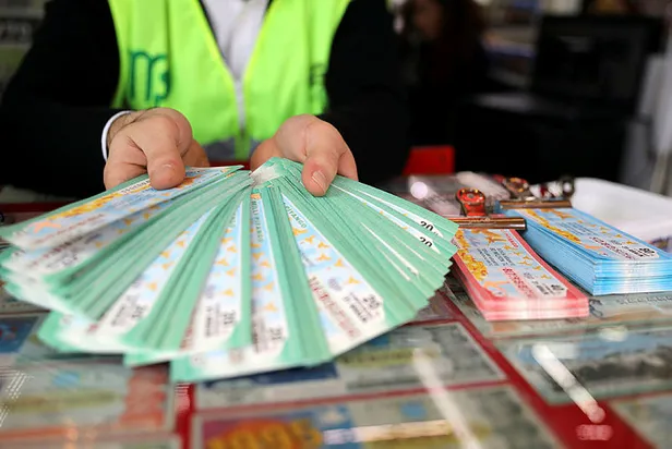 milli-piyango-2022-yilbasi-son-1-2-3-4-5-rakama-gore-ne-kadar-ikramiye-veriyor-milli-piyango-31-aralik-yilbasi-cekilisi-kazandiran-numaralar-1640958694190.jpg Milli Piyango 31 Aralık yılbaşı çekilişi kazandıran numaralar! Milli Piyango 2022 Yılbaşı son 1-2-3-4-5 rakama göre ne kadar ikramiye veriyor?-3