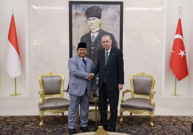 Başkan Erdoğan'dan resmi törenle karşılama: Endonezya Cumhurbaşkanı Prabowo Subianto Ankara'da (AA)