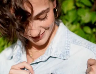 İsrail’i eleştiren muhabir kovuldu