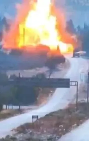 Devriyeye bombalı saldırı