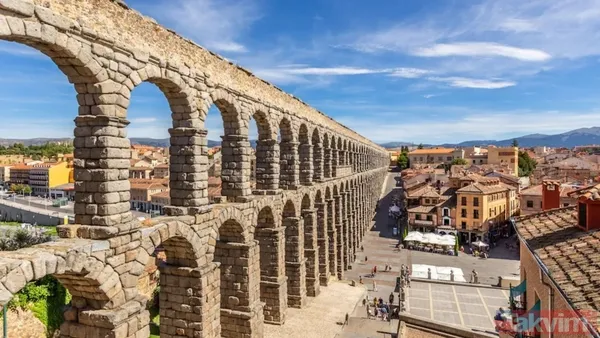 Bin yıllık imparatorluğun izleri: Roma’nın 50 harikası arasında Türkiye’den 3 antik miras dünya listesinde! - 13