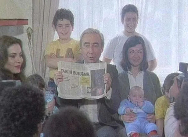 Şener Şen'in Çıplak Vatandaş filmindeki o çocuk, Alişan çıktı!-1