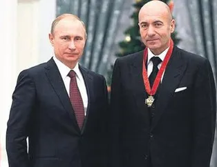Putin'in arkadaşı Igor Krutoy efsane mega yatla Bodrum'a demir attı