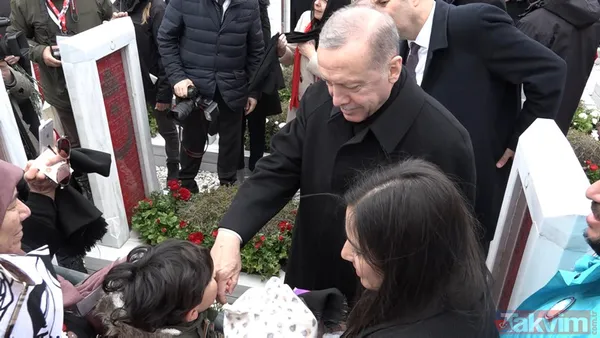 Şehitlere vefa... Başkan Erdoğan, Çanakkale'de şehitliklere karanfil bıraktı - 29