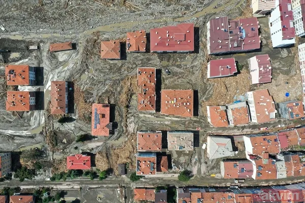 SON DAKİKA: Selin vurduğu Kastamonu Bozkurt ve Abana Sahili havadan görüntülendi - 9