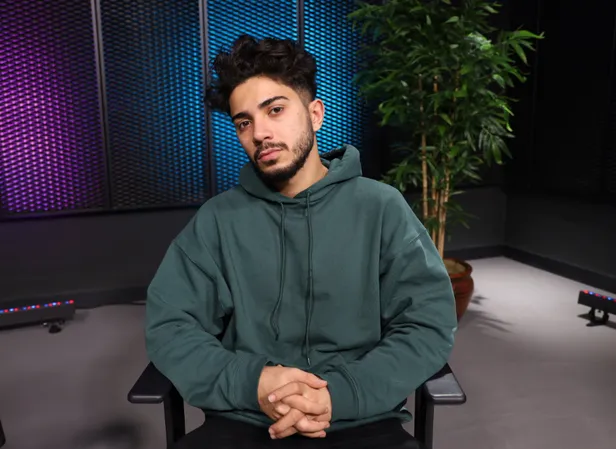 TikTok dünyasına göndermeleriyle olay olan fenomen Kürşat Juan: Çocuğum olsa TikTok izletmem!"-2