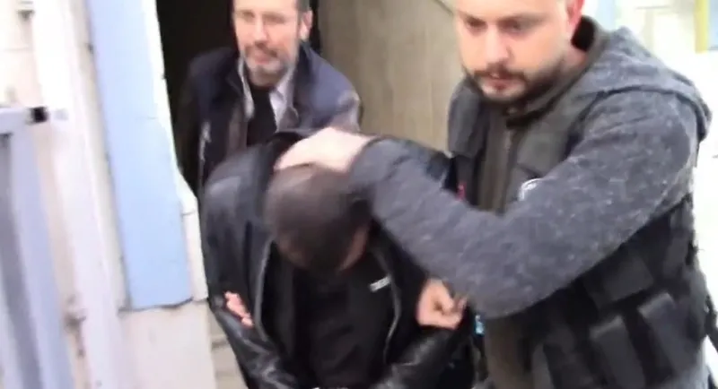 Bursa merkezli 13 ilde MAHSEN-46 operasyonu: 3 ayrı organize suç örgütü çökertildi elebaşları yakalandı-6