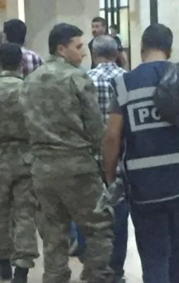 Darbeci FETÖ subayları tutuklandı