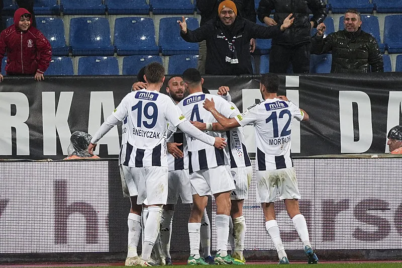 Fenerbahçe'de hedef zirve! Tedesco'dan stoper tercihi - 10