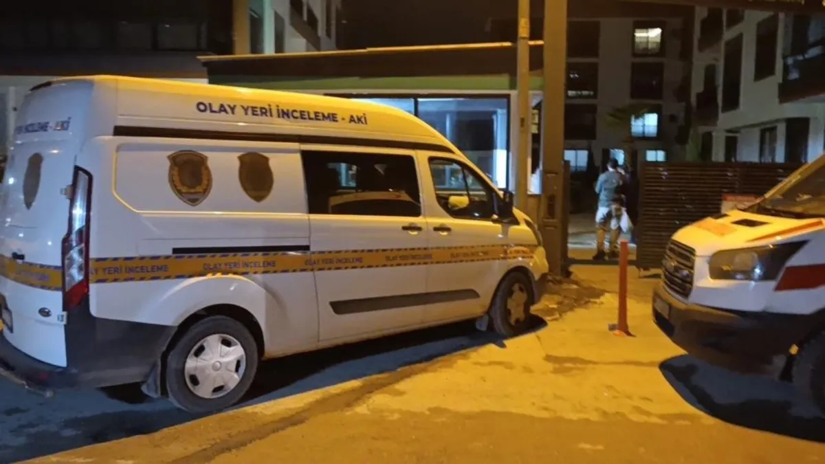 İzmir'de vahşet | Bir ev üç cansız beden! Anne ve babasını öldürüp intihar etti