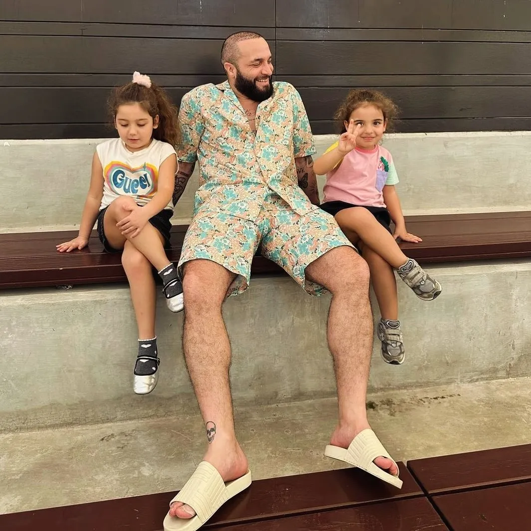 1787141553770.jpg Berkay ve Özlem Ada Şahin üçüncü kez anne-baba oldu! Mihre bebek dünyaya geldi-4