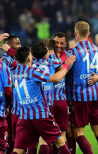 Ustalık eseri! Sadece Trabzonspor değil Abdullah Avcı da tarih yazıyor...