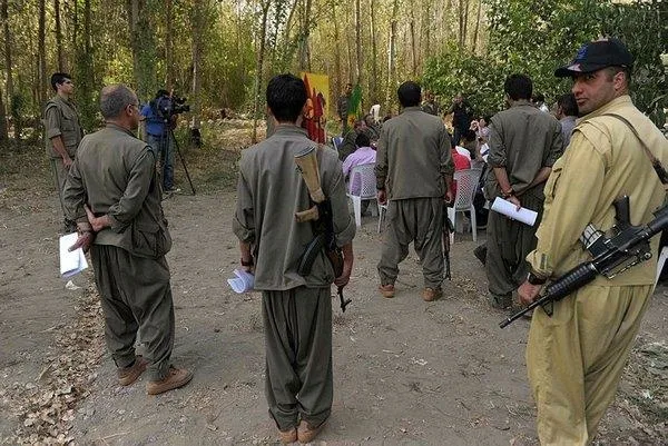 SON DAKİKA: Kandil'de kaos! Teröristler Karayılan'ı telsizden dinleyip kazan kaldırdılar: Alçak adam-4