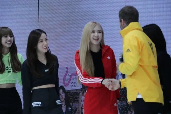 Peki Beckham ne kadar objektif olacak? Adidas ve Puma markalarının rekabeti belgesel-dizi oluyor-11