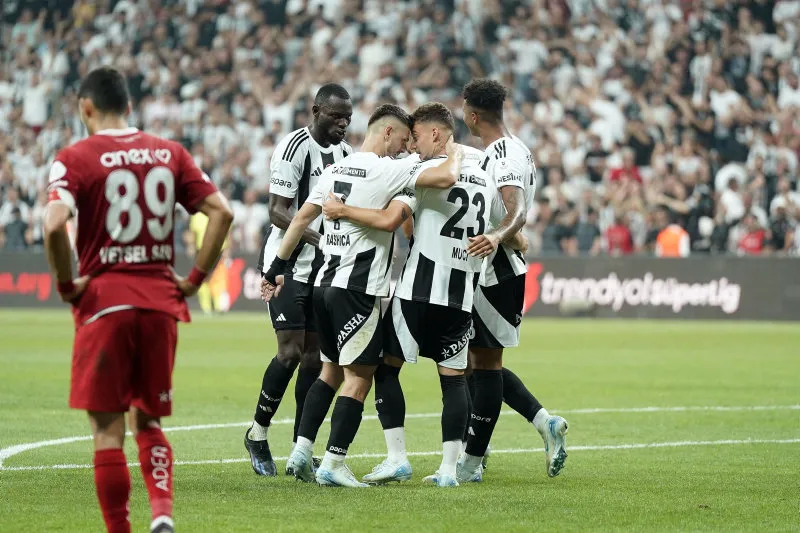 Beşiktaş'ta yaprak dökümü! 5 yıldıza veda - 17