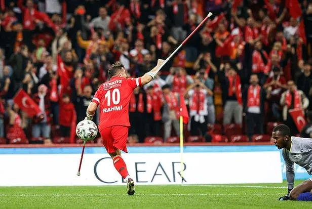 buyuk-bir-zafere-imza-atan-ampute-milli-takim-hocasi-cakmaktan-iddiali-sozler-ampute-futbolu-bizden-sorulur-1665440059163.jpeg Büyük bir zafere imza atan Ampute Milli Takım hocası Çakmak’tan iddialı sözler: Ampute futbolu bizden sorulur-3