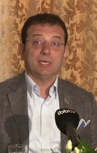 İmamoğlu'nun "zam değil finansal düzenleme" açıklamasına vatandaşlardan tepki: Zamma kılıf arıyor