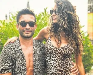 Funda’dan uyumlu poz