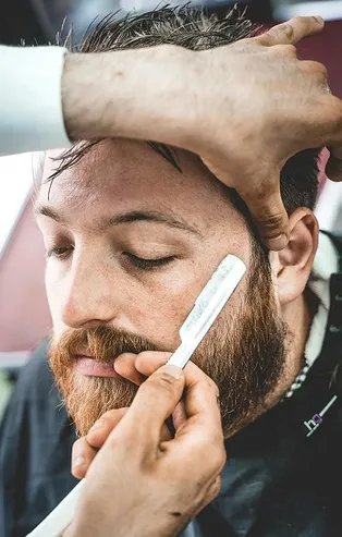 Koronavirüste sakal stili risk oluşturuyor mu? Bilim Kurulu Üyesi açıkladı