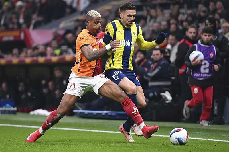 Fenerbahçeliler havaya uçacak! Yeni sezonun ilk transferi bitiyor - 18