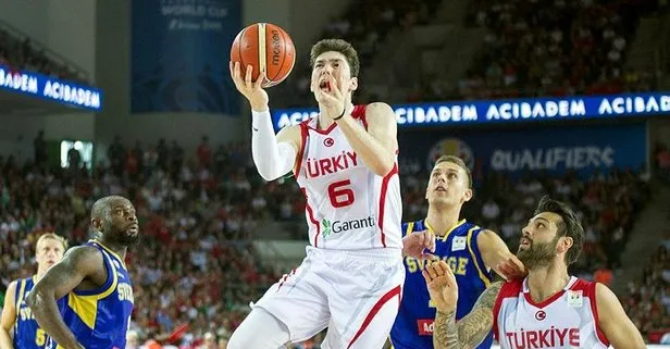 A Milli Basketbol Takımı İsveç'i devirdi