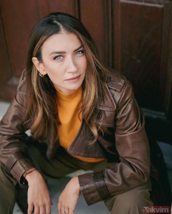 Ceren Benderlioğlu mini spor taytını giyip öyle hareketler yaptı ki! “Kaslı Ceren göreceğiz artık...” EDHO’nun Ömür Façalı’sıydı... - 4