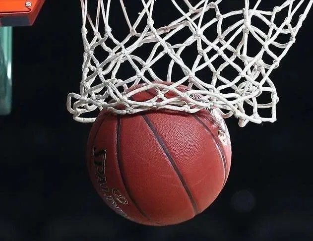 Karşıyaka farka koştu