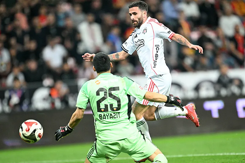 Beşiktaş'ta yıldızlar dönüyor! Sergen Yalçın Kocaelispor maçının 11'ini belirledi - 5
