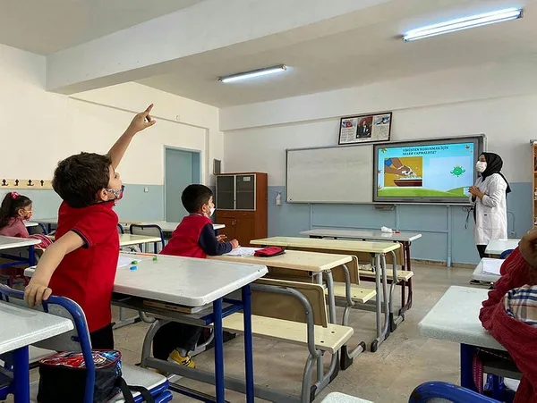 Son dakika: AK Parti'den flaş hamle! Öğretmenlik Meslek Kanunu TBMM'de! Öğretmen maaşlarında 2 bin liralık artış!-5