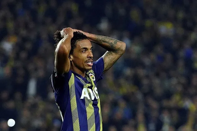 Son dakika transfer haberi: Arap kulüpleri Fenerbahçe'nin yıldızı Gustavo'yu istiyor!