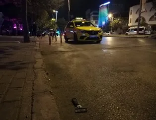 İzmir’de yarış yapan sürücüler taksiciye çarptı