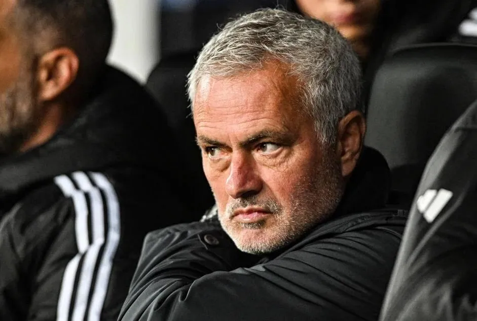 Benfica’da Mourinho krizi!