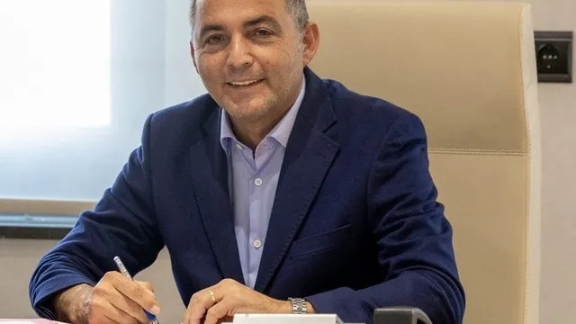1778592851318.jpeg Manavgat’ta rüşvet sarmalı! CHP’li Niyazi Nefi Kara için 69 yıla kadar hapis istemi | Savcı 8 sanık için tutuklama istedi-5