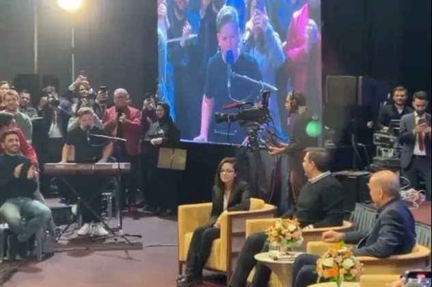 Fevzi Kaan Türker bu sefer Başkan Erdoğan için söyledi! "Isabella... Seninle mezara ben Başkanım"