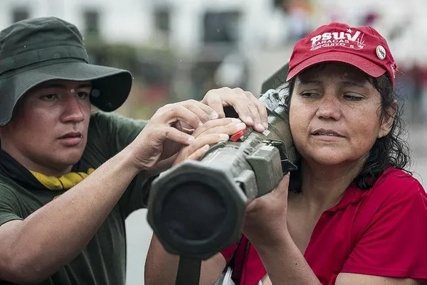 Venezuela'da 900 bin kişilik dev tatbikat-2