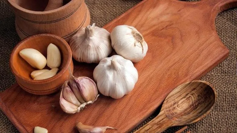 3-malzemeyle-yaldir-yaldir-kilo-verin-gobegi-balon-gibi-sisenlere-duyurulur-aninda-dumduz-edecek-1722788283977.jpg Cayır cayır kilo verdiriyor! 3 malzemeyle anında dümdüz edecek! En hızlı kilo verme yöntemlerini arayanlar buraya-3