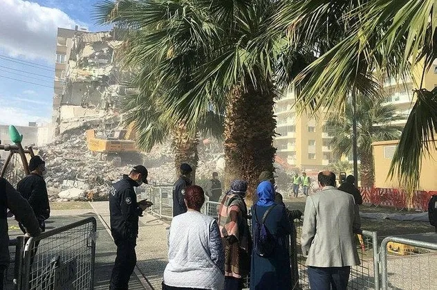 Son dakika: İzmir depreminde yıkılan Cumhuriyet Sitesi C Blok iddianamesinde sanıklara istenen ceza belli oldu