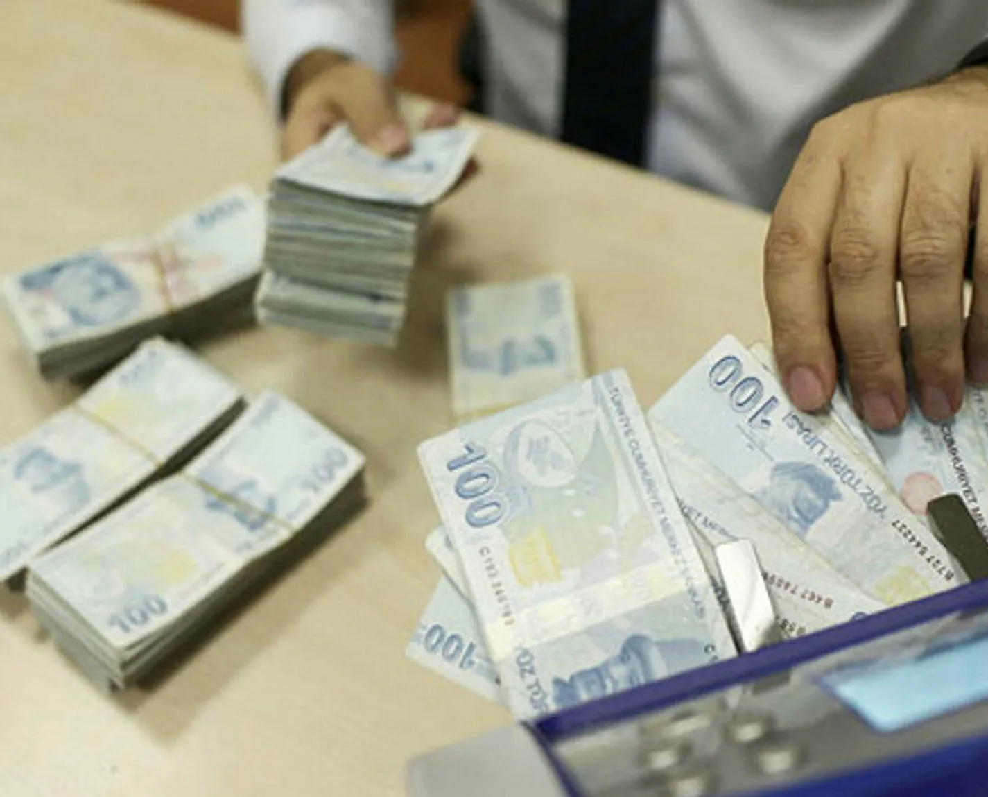 İşten kendi ayrılana da kıdem tazminatı