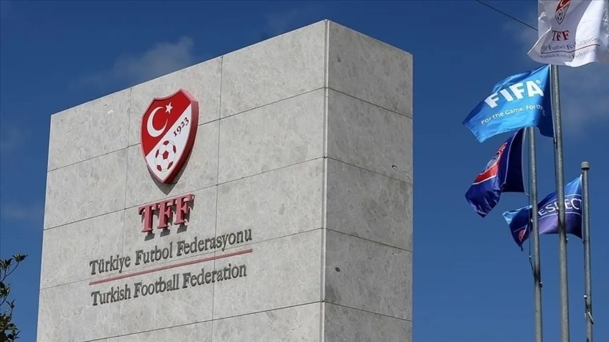 TFF duyurdu! Fenerbahçe, Beşiktaş ve Başakşehir maçları ertelendi