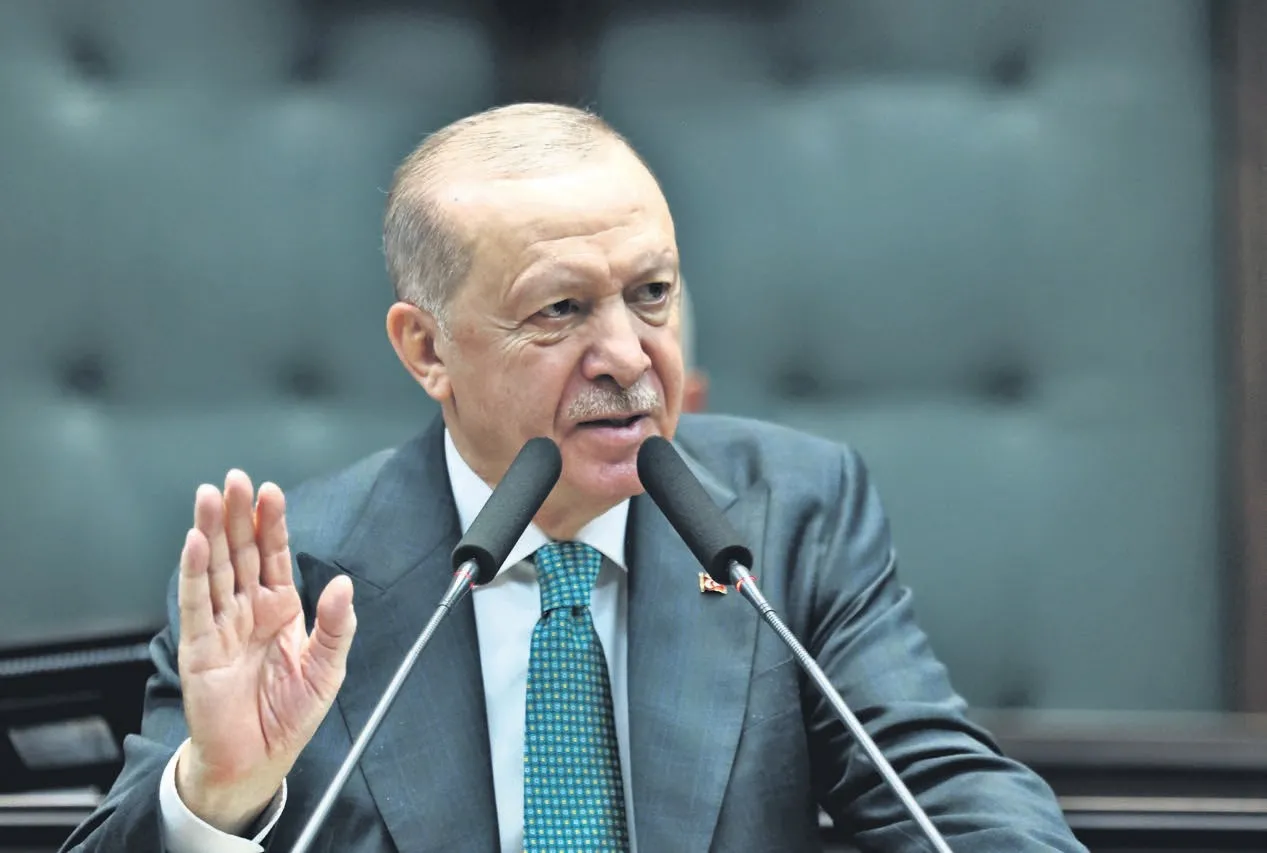 Özel siyasi hokkabaz