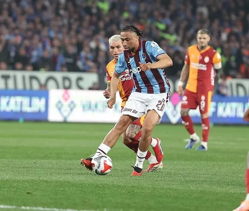 gecmisi-unutun-trabzonsporda-thomas-reis-donemi-galatasaray-derbisi-icin-bileti-kesti-1789765099854.jpeg "Geçmişi unutun!" Trabzonspor'da Thomas Reis dönemi! Galatasaray derbisi için bileti kesti-3