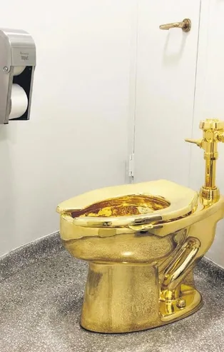 İngiltere'de saraydan altın klozet çalındı